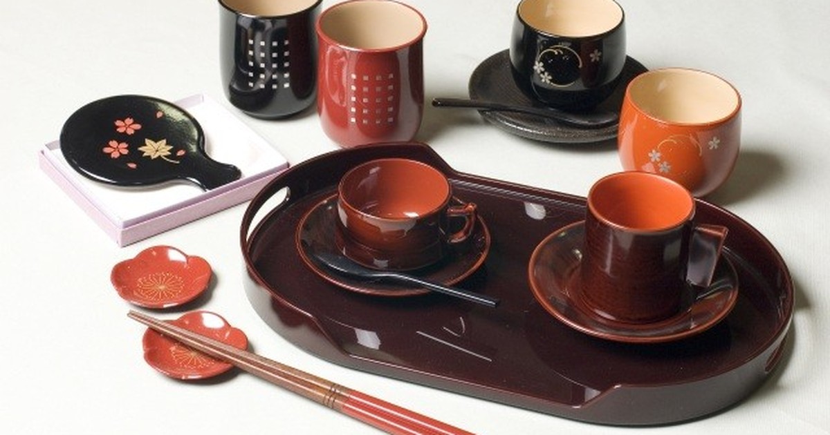 日常生活に寄り添う様々な越前漆器